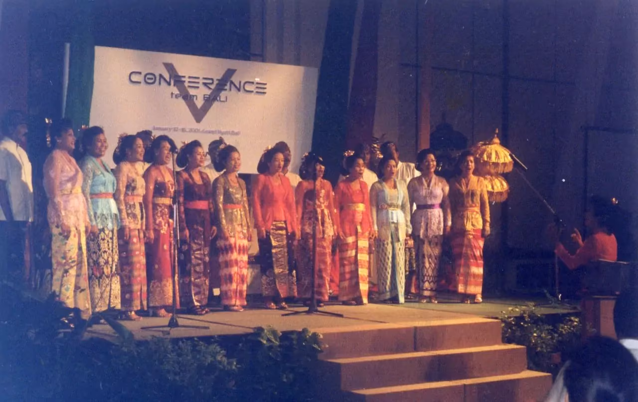 qnet history in 2001